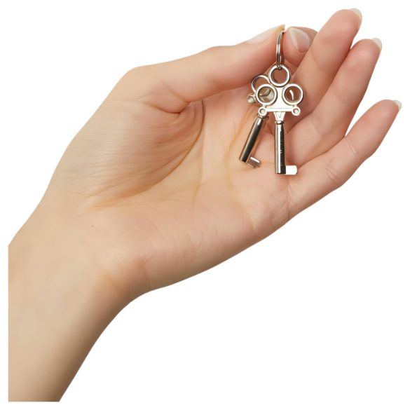 Love to Love - pliušiniai antrankiai - juodi